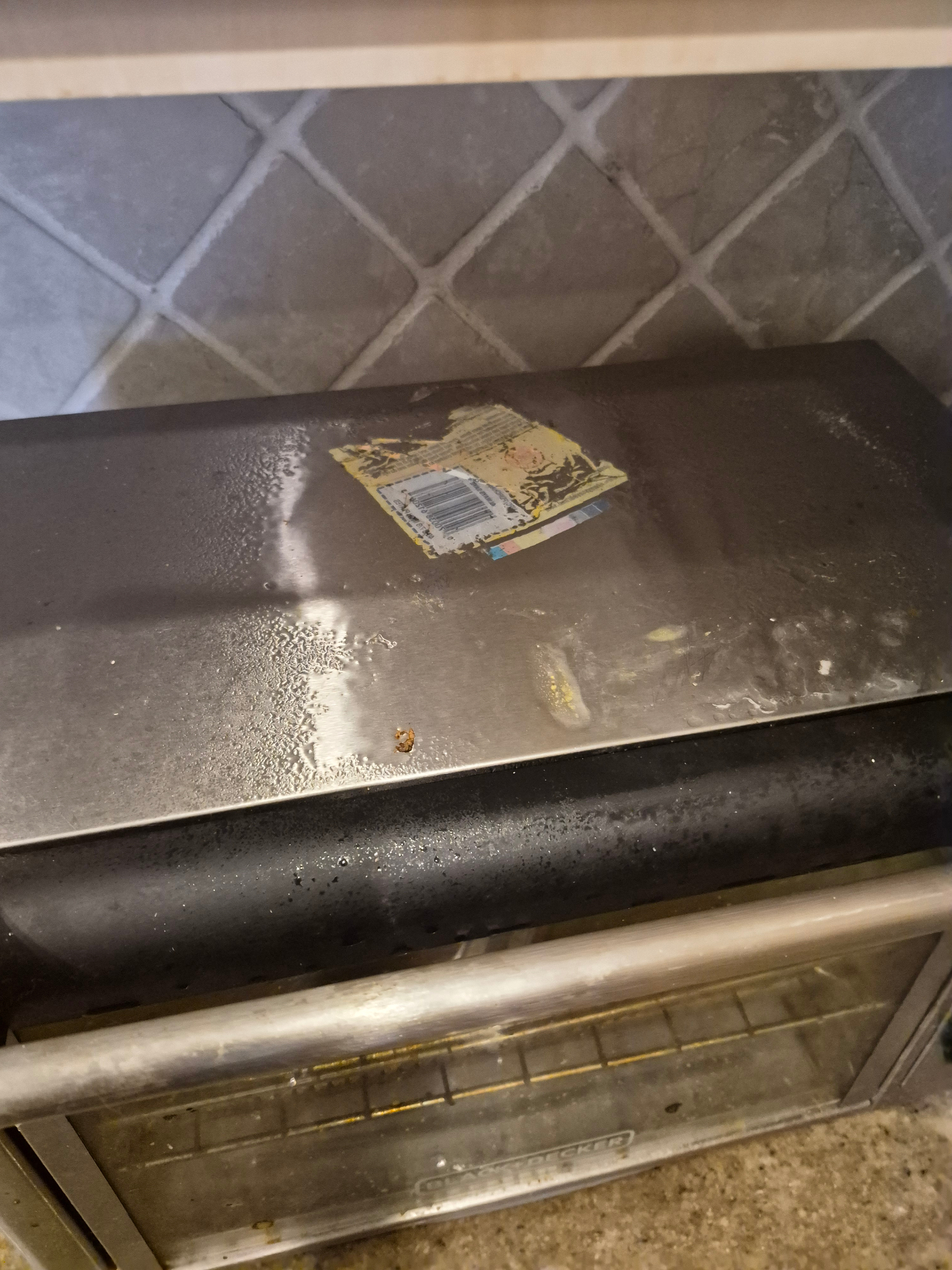 Toaster Before Aloura Cleaning Co. | Professional Residential Cleaning Services